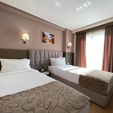 Doanesia Premium Hotel & Spa Tirana Exterior photo