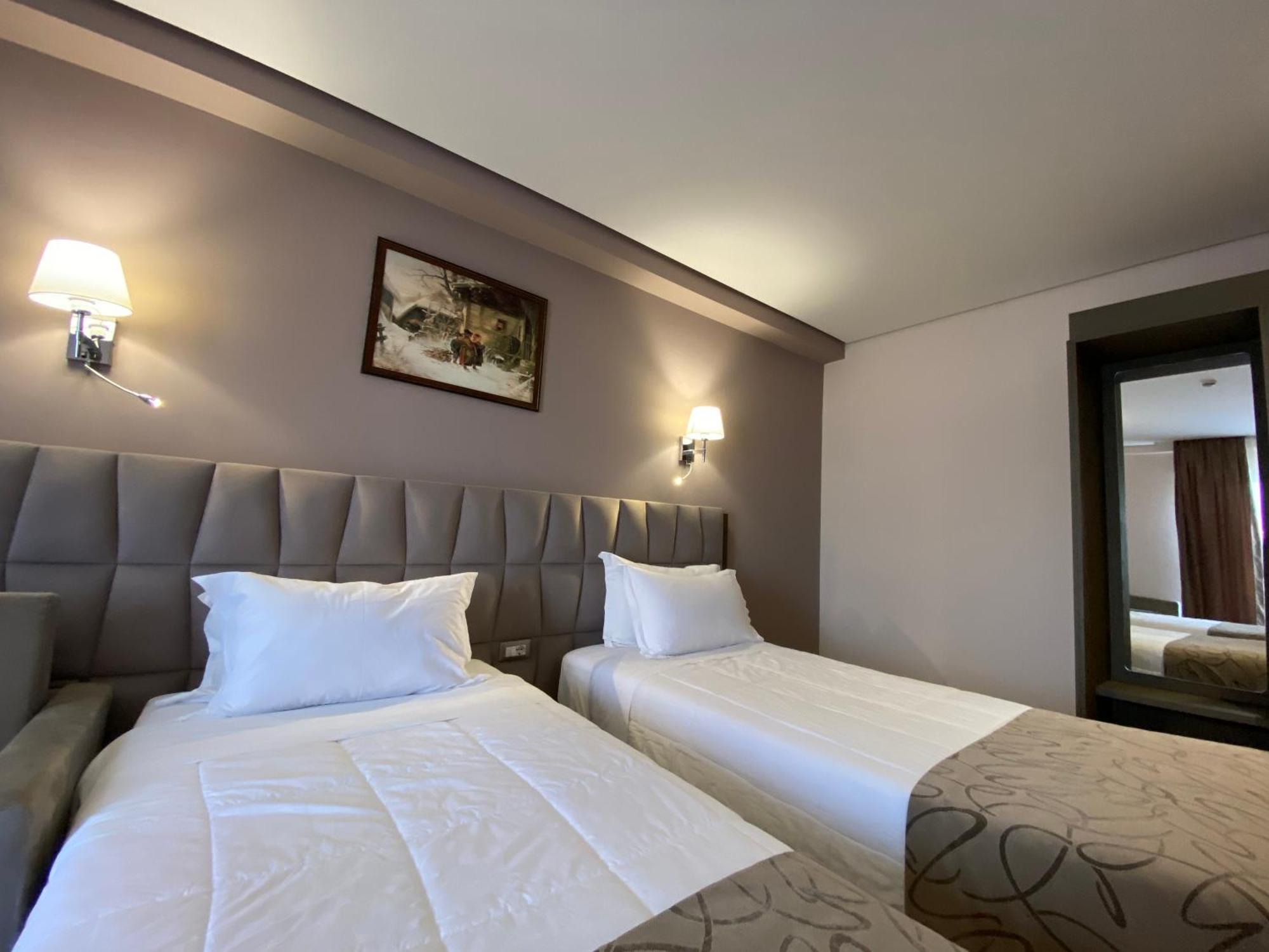 Doanesia Premium Hotel & Spa Mezez Exterior photo